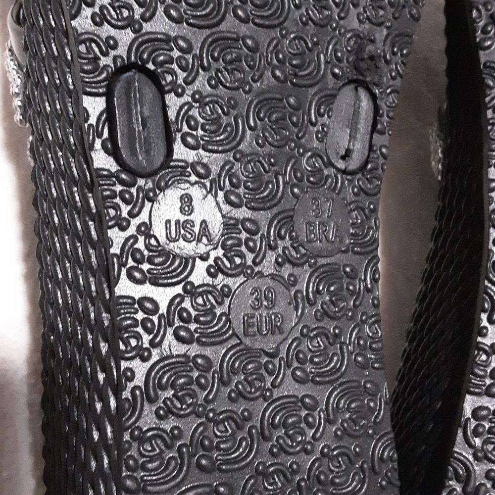 Ella Black Sandals with Silver Straps SIZE 8. - Picture 7 of 9